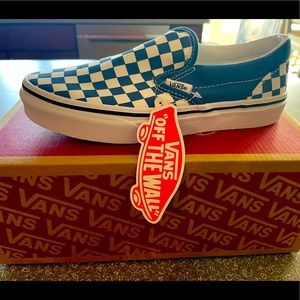 New in box Vans size 3